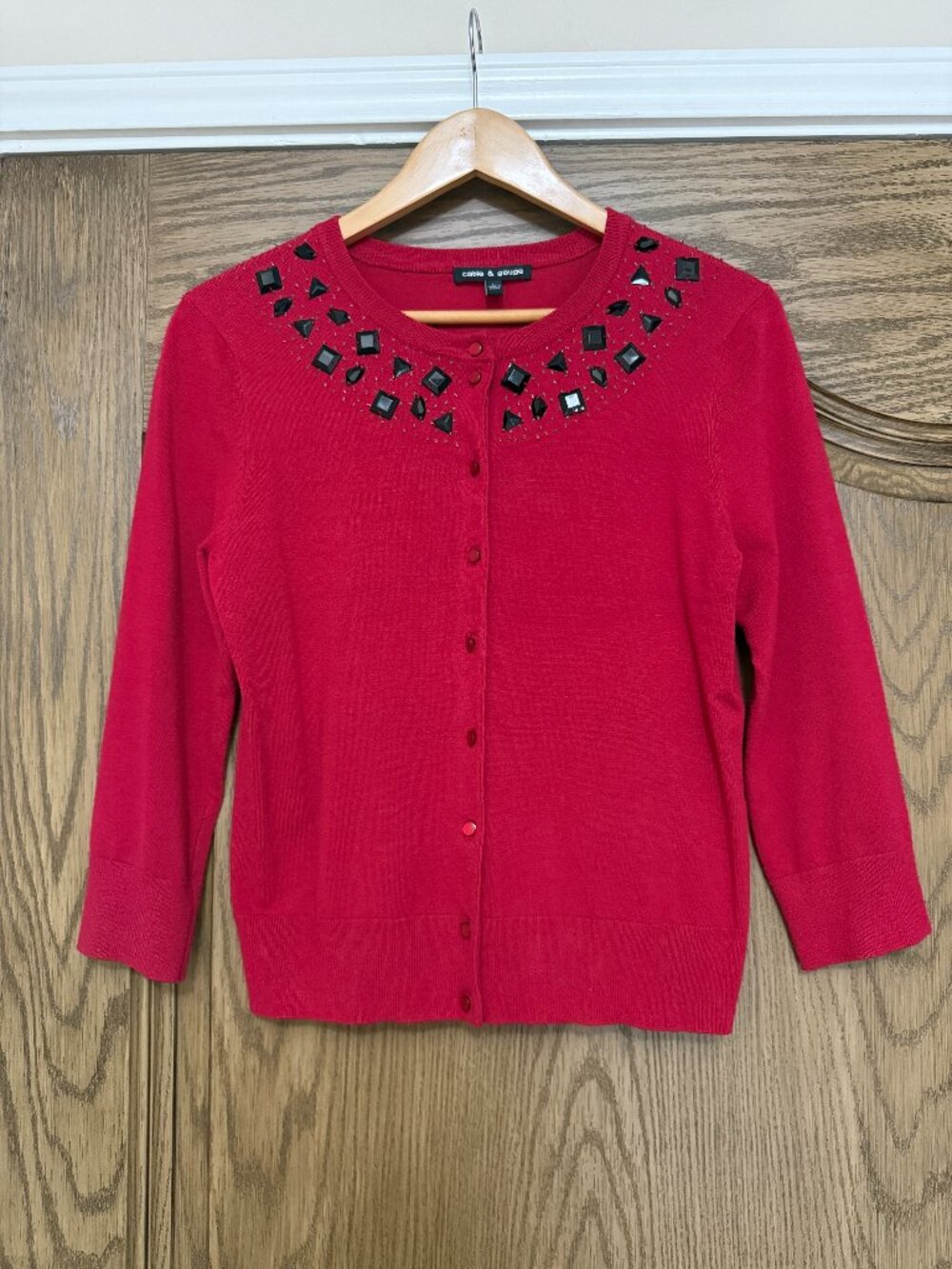 Cable & Gauge Red Embellished Button-Front Cardigan Large